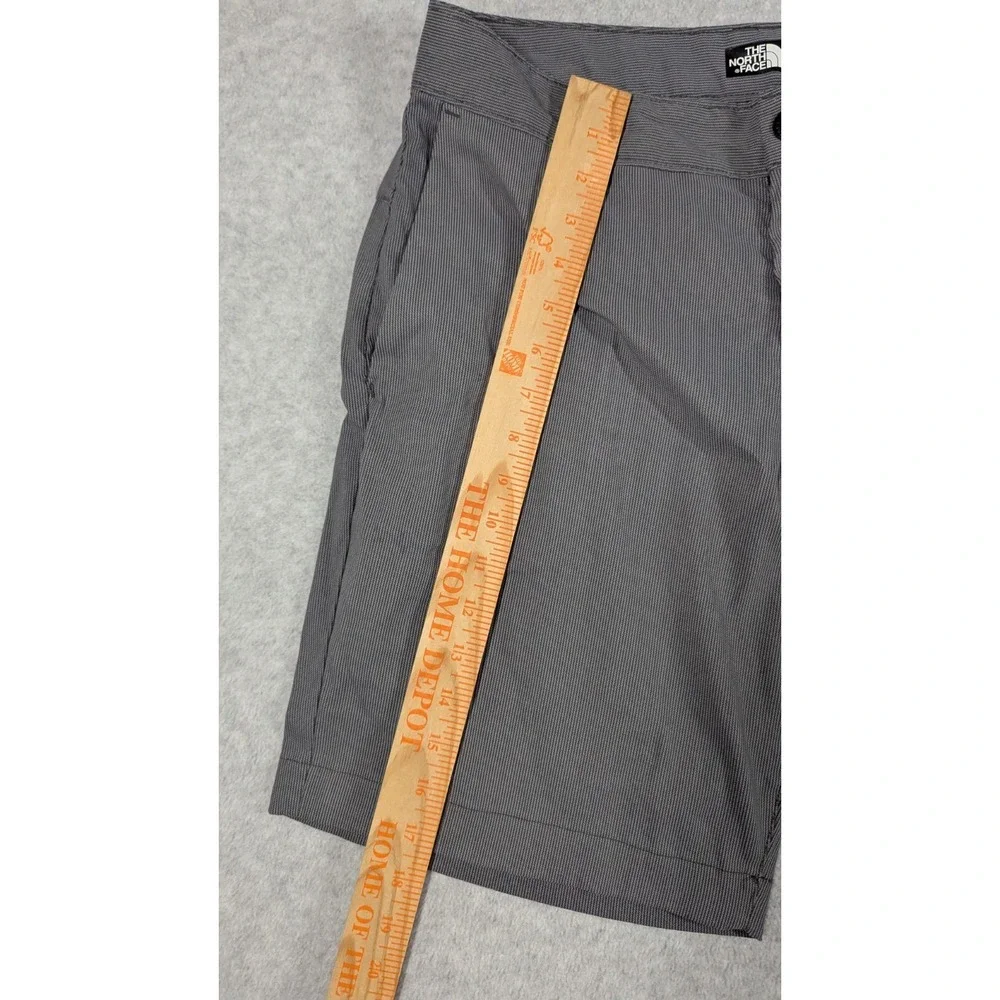 The North Face Men Shorts 32x8 Rockaway Quick Dry Trail Hiking Striped Nylon‎